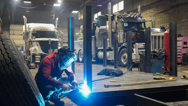 MB Poznań: profesjonalny serwis Mercedes-Benz Trucks